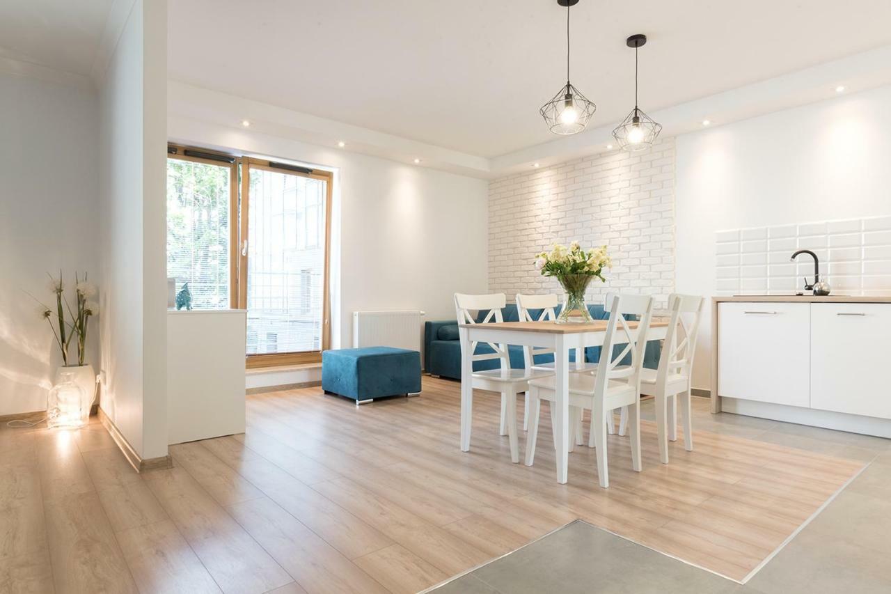 Blue Apartment In Vibrant Heart Of Gdynia Exterior foto